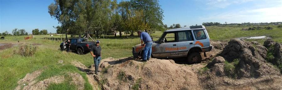 Introducción al mundo 4x4 y su historia Comparativa de los vehículos de la marca Conducción Off Road: consejos y tips Posición de manejo Conducción en ruta y asfalto  Conducción en tierra, piedras y polvo Conducción en barro Conducción en arena Conducción en pendiente Conducción en vadeos Conducción en nieve y hielo