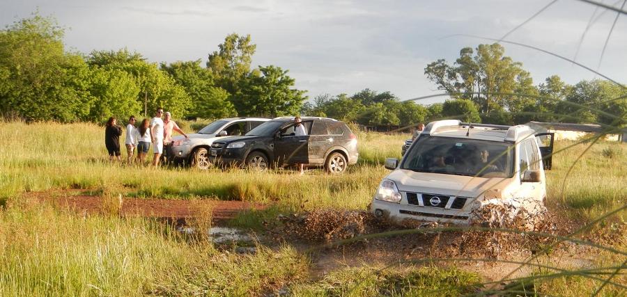 cardales 4x4 cardales4x4 parque4x4 cañuelas conduccion defensiva 4x4 y atv dusteros nissan xtrail