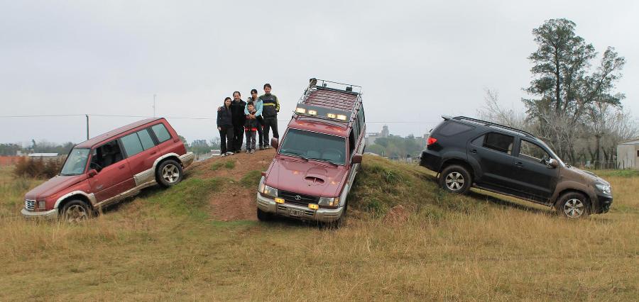 Toyota Luxury Adventure CURSO DE MANEJO SEGURO dirigido a los particulares que han comprado su 4x4 