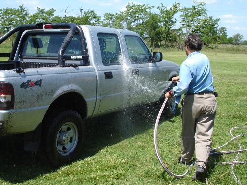 lavado camioneta 4x4