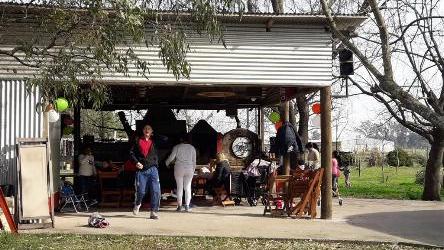 camping campamento jardin naturaleza pic nic aventura cuatriciclos pielta arquitectura bricolage avistaje de aves dia de campo fin de semana buena onda asado jardin de esculturas hierro reciclado animales de metal jardin de colibries salvias picaflor picaflores lagarto overo culebra jardin aves buenos aires observacion de aves rincon de la naturaleza cañuelas laguna pesca mojarras pescar con los chicos pesca con devolucion sembrar mojarras siempre construyendo parque4x4 parque 4x4 pasar el dia amigos cumpleaños festejar cumple quinta campo quincho parrillas baños accesibles duchas camping discapacitados  circuito pruebas sesion fotos campo test drive manejo prueba 