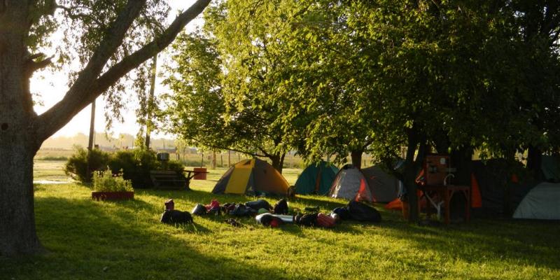 Campamento, cañuelas, acampar, escuelas, camping, educativo, grupo de chicos, salida educativa, exclusivo, fin de semana, pocos km, ezeiza, iniciarse al campamento, base, acampada, camping, acampar, cerca, capital, pocos km, lobos, cañuelas, san miguel del monte, uribelarrea, udaondo abott, campo, fogon, rustico, scouts, alquiler carpas, bolsa de dormir, linternas, parque4x4, smata, maximo paz, vicente casares, ezeiza, horno de barro, familia, chicos chicos, pequeños, primera experiencia, naturaleza, verde, salir, arboleda, quincho cerrado, seguridad, iluminación, fogón, parrilla, deportes aventura, quincho, juegos para chicos, juegos trepadores, casa en el árbol, escaladores, campestre, atardecer, la tranquera, general rodriguez, escuela de gimnasia, profesores, sevicios, viaje educativo, bosque, experiencia educativa, pileta, piscina, tobogan inflable, pelotero, mancha, deportes, cancha, futbol, voley, paseo nocturno, en caso de lluvia, transporte escolar, micro de alquiler, maestros de escuela, colegios, educación privada, viaje fin de curso, experiencia campamentil, colonia escolar, educación en el medio natural, Aula, Naturaleza, actividades físicas en el medio natural, educación Física, educación primaria, actividades físicas en la naturaleza, pre-campamento, colonia de vacaciones, vida en la naturaleza, tavien, prácticas en el medio natural; cuidado y preservación del medio ambiente, interpretación natural, campo privado, predio cerrado, integración, sholem, intercolegial, torneo, campo aventua, barrancas, lujan, puente de sogas, caminata nocturna, entorno controlado, construir, refugios, laguna, juego, grupo, charlas, iglesias, retiro espiritual, catequesis, campamentos catolicos, proyecto campamento, arborismo, baradero, dormies, granja, contingente, alojamiento, interpretación, mangrullo, plantas nativas, colonia suiza, programa educativo, san antonio de areco, los robles, campamento recreativo, armado de carpas, capilla del señor, excursiones de colegios, grupo scout.