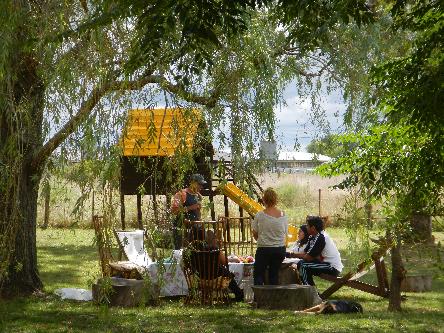 iniciarse al campamento, base, acampada, camping, acampar, camper, refugio, dormi, donde dormir,  cabaña, hospedaje, donde hospedarse, hotel barato, ambiente, sala de maquinas, exclusivo, exclusividad, camping de lujo, glamping argentina, relax, relajarse, relajacion, siesta, tranquilidad, sosiego, estancia, pasto, aire, acondicionado, desayuno, mate en la cama, pileta, sombrilla, colchoneta inflable, fin de semana, week end, sabado, domingo, feriado, fin de semana largo, feriado puente, salida, parejas, turismo rural, viaje, viajecito escapada, viajeta, cerca, capital, pocos km, costa atlantica, autopista zona sur, lobos, cañuelas, san miguel del monte, uribelarrea, udaondo abott, campo, fogon, bolsa de dormir, linternas, mosquitero, pesca, paseos en globo, planeadores, alquiler cuatriciclos, cabalgatas, cabalgar, caballos, parque4x4, smata, maximo paz, vicente casares, ezeiza, horno de barro, asado, amigos, familia, chicos chicos, pequeños, primera experiencia, naturaleza, verde, salir a pescar, hacer un fueguito, leer un libro, tranquilo, hamaca, paraguaya, siesta en los arboles, pastos altos, fogon, parrilla, disco de arado, deportes aventura, escapar de la rutina, quincho, juegos para chicos, escaladores, atardecer, niebla, abierto todo el año, atendido por sus dueños, ropa de cama, frazadas, mangrullo, reposeras, pic-nic, pic nic, campestre, atardecer, pajaros, chacra, las primorosas, chacras del alba, termas del salado, esculturas al aire libre, sala de maquinas, parque 4x4 conduccion defensiva, 4x4 y atv cuatris bosques, pasar el dia, dia de campo, 